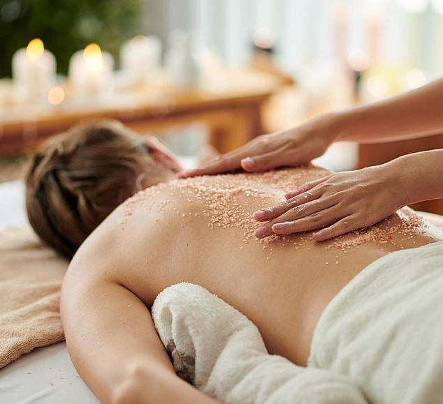 Masaje Relajante de hora Exfoliación en la Espalda